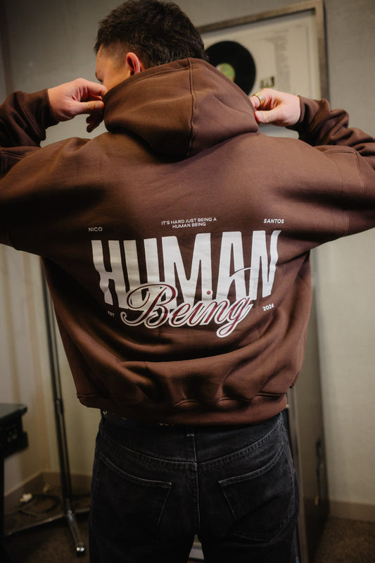 'POV' Smart Music Album Bundle (NFC) mit Human Being Hoodie brown